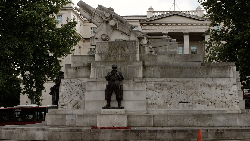 War Memorial 2006-06-07@0836-16